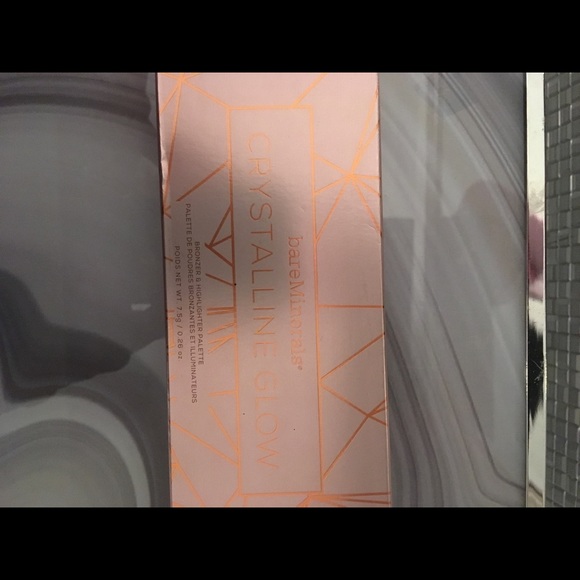 bareMinerals Crystalline Glow Bronzer/highlight - Picture 2 of 3